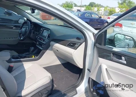 2019 Hyundai Sonata Limited из США, поврежденный, VIN 5NPE34AF2KH737701